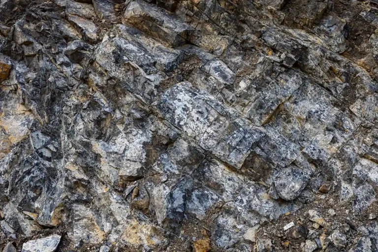Mafic and ultramafic reservoir rocks for CO2 storage